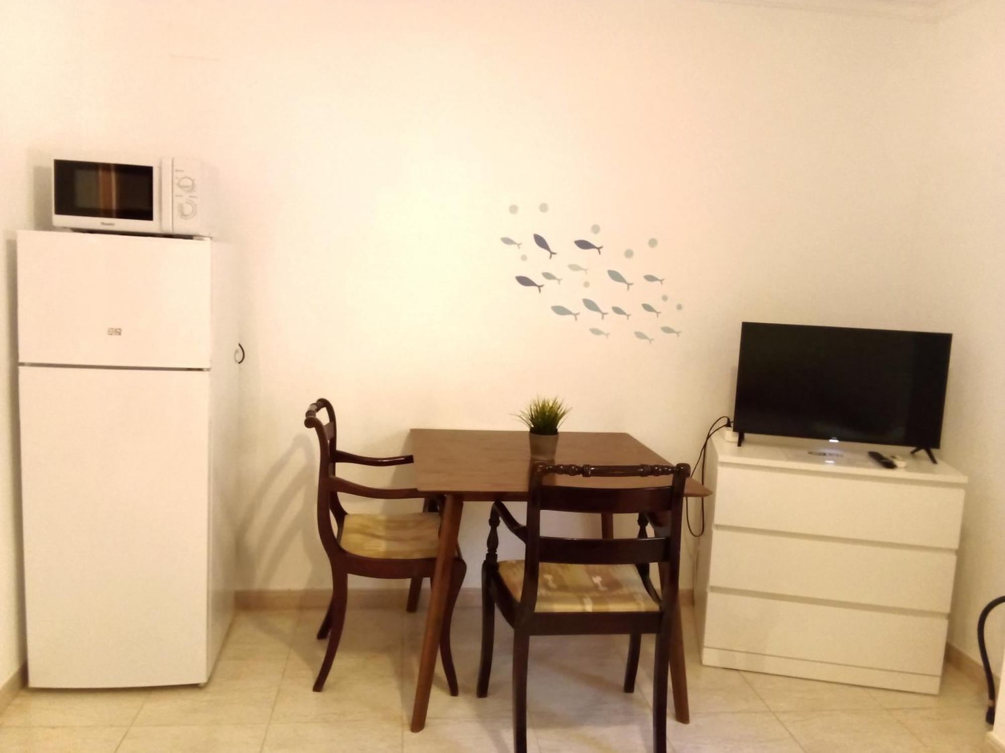 Coqueto Estudio En Calle Vela بينالماذينا المظهر الخارجي الصورة